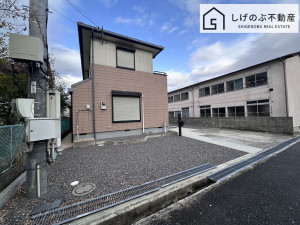 草津市西渋川、中古一戸建ての外観画像です