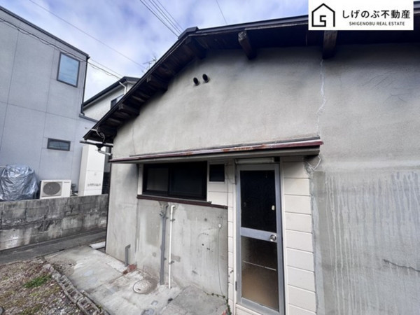 草津市草津、中古一戸建ての画像です
