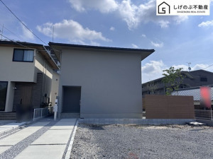 草津市青地町、中古一戸建ての画像です