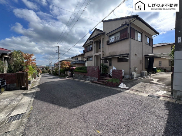 草津市若草、中古一戸建ての外観画像です