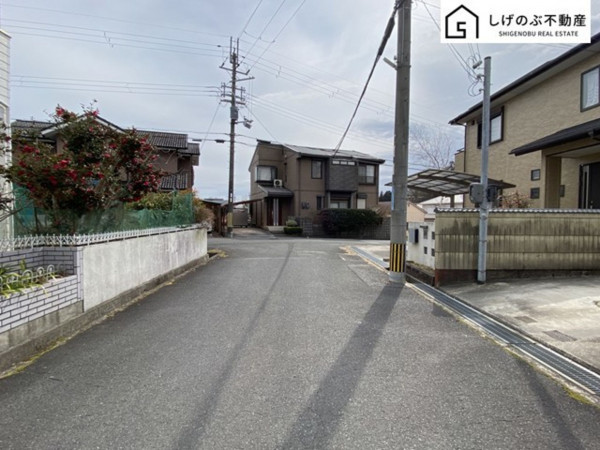甲賀市甲南町希望ケ丘本町、中古一戸建ての画像です