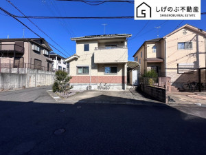 草津市新浜町、中古一戸建ての外観画像です