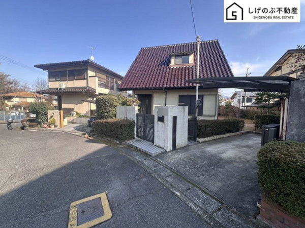 草津市桜ヶ丘、中古一戸建ての外観画像です