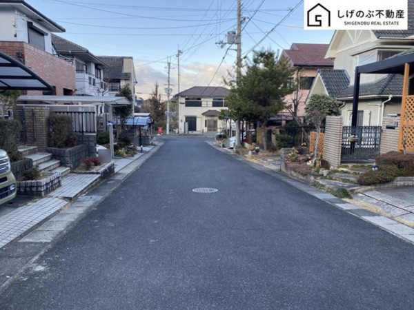 栗東市下戸山、中古一戸建ての画像です