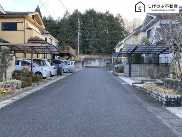 栗東市下戸山、中古一戸建ての画像です