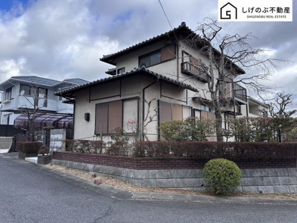 草津市若草、中古一戸建ての外観画像です