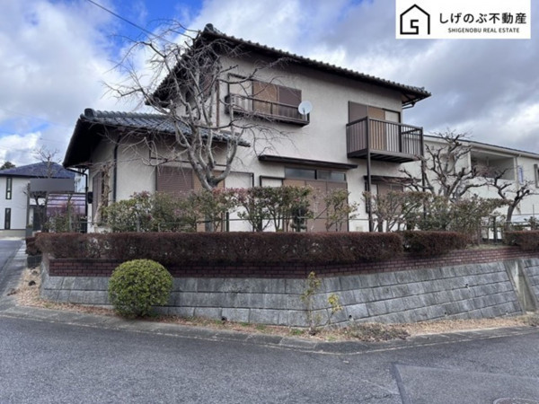 草津市若草、中古一戸建ての外観画像です