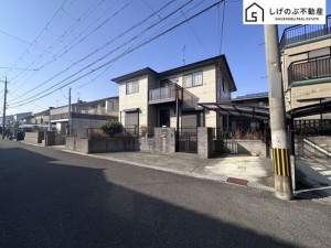 草津市桜ヶ丘、中古一戸建ての外観画像です