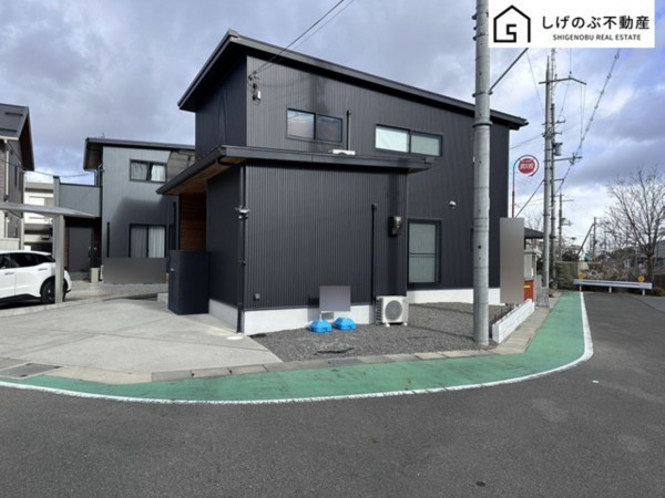 草津市追分、中古一戸建ての外観画像です