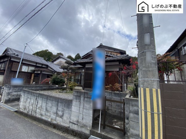 湖南市柑子袋西、中古一戸建ての外観画像です