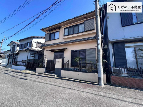 草津市岡本町、中古一戸建ての画像です