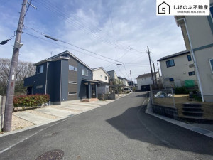 湖南市日枝山手台、中古一戸建ての画像です