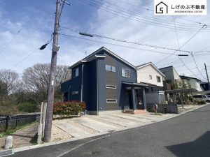湖南市日枝山手台、中古一戸建ての画像です