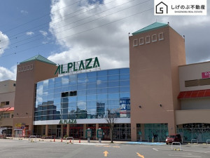 甲賀市水口町新町、土地のショッピングセンター画像です
