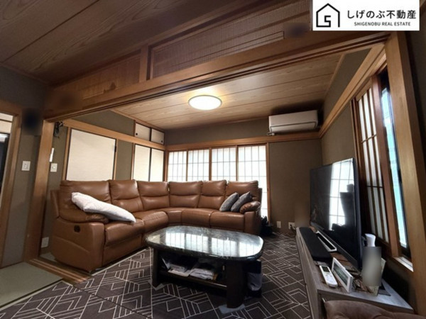 甲賀市甲南町新治、中古一戸建ての画像です