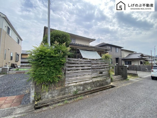 湖南市北山台、中古一戸建ての画像です