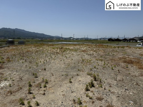 湖南市岩根、土地の画像です