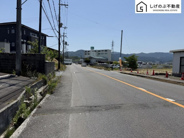 湖南市岩根、土地の画像です