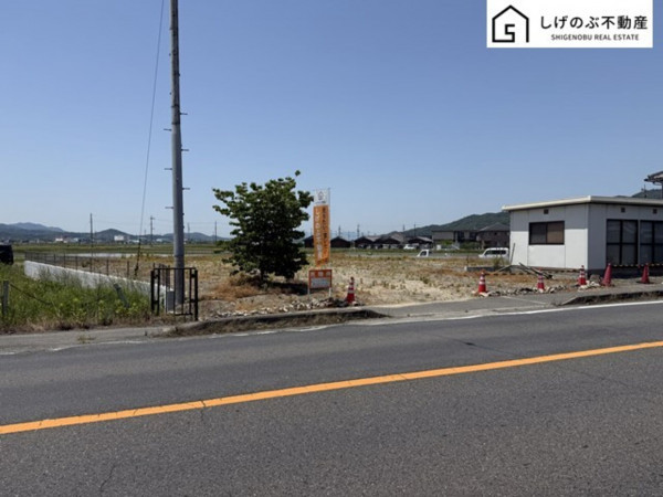 湖南市岩根、土地の画像です