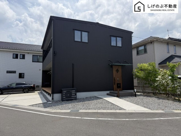 湖南市日枝あおい、中古一戸建ての画像です