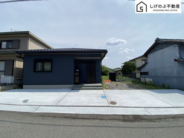 蒲生郡日野町大字大窪、中古一戸建ての画像です