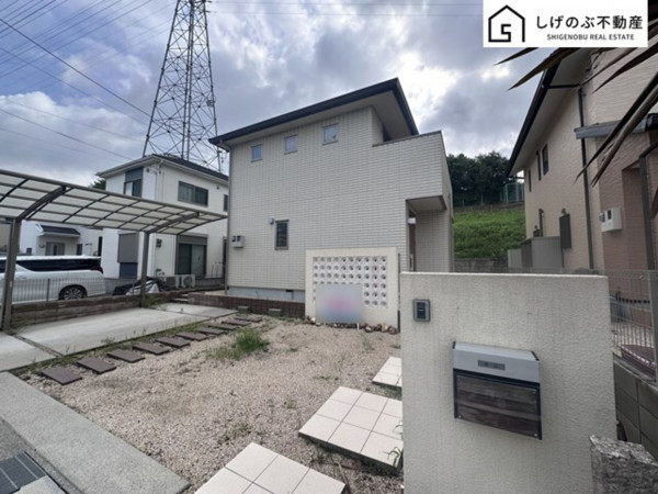 草津市岡本町、中古一戸建ての画像です