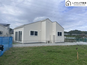 草津市岡本町、新築一戸建ての画像です