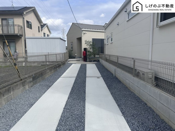 草津市岡本町、新築一戸建ての画像です