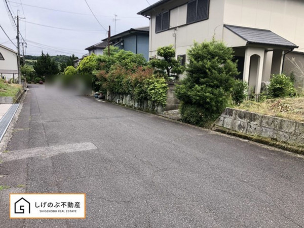甲賀市甲南町希望ケ丘、土地の画像です