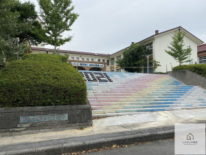 甲賀市甲南町希望ケ丘本町、中古一戸建ての周辺画像画像です