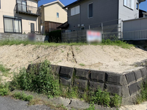 甲賀市甲南町希望ケ丘本町、土地の画像です