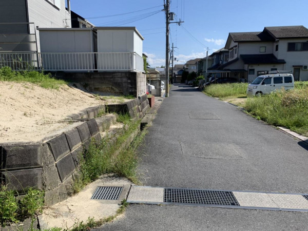 甲賀市甲南町希望ケ丘本町、土地の画像です
