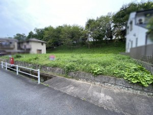 甲賀市甲南町希望ケ丘、土地の画像です