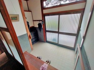下新川郡朝日町平柳、中古一戸建ての玄関画像です