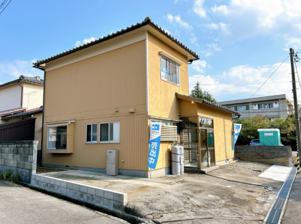 富山市本郷町、中古一戸建ての外観画像です