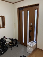 富山市太田南町、中古一戸建ての玄関画像です