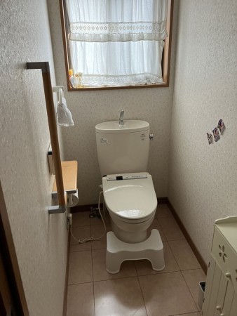 富山市太田南町、中古一戸建てのトイレ画像です