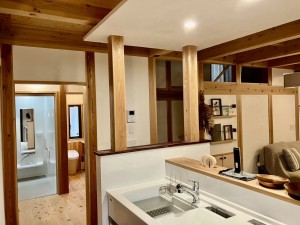 富山市下大久保、中古一戸建てのキッチン画像です