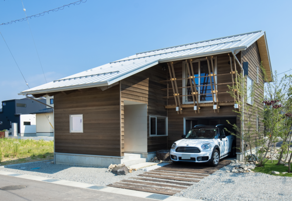 富山市下大久保、中古一戸建ての外観画像です