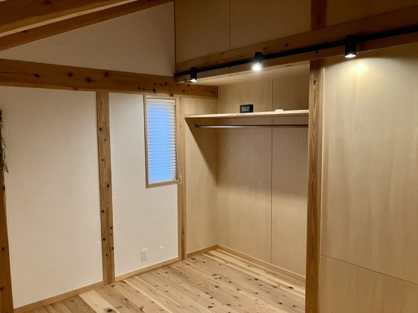 富山市下大久保、中古一戸建ての寝室画像です