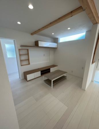 富山市経堂新町、中古一戸建ての居間画像です