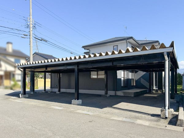 滑川市上梅沢、中古一戸建ての画像です