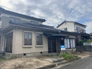 富山市ひよどり南台、中古一戸建ての外観画像です