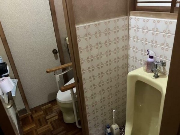 富山市ひよどり南台、中古一戸建てのトイレ画像です