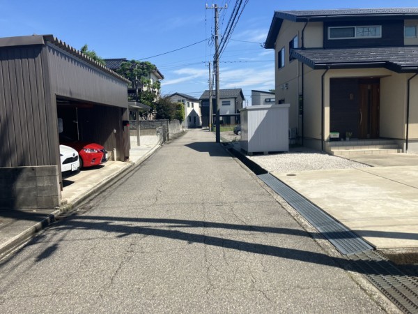 高岡市三女子、土地の周辺画像画像です