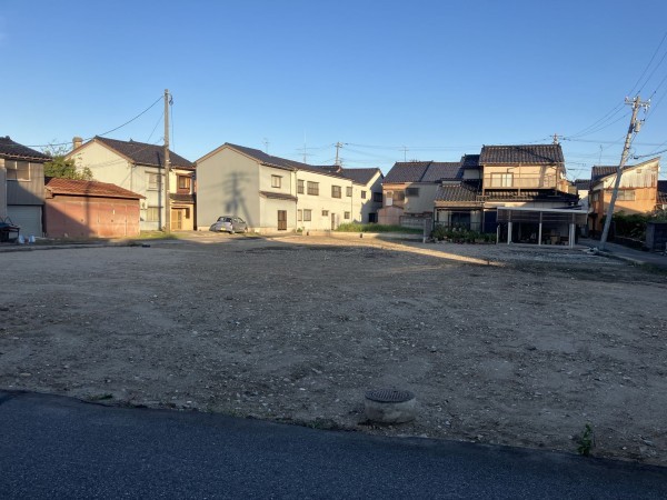 高岡市伏木中央町、土地の外観画像です