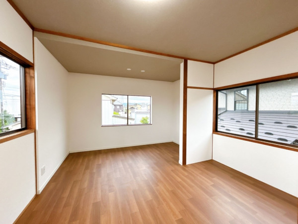 富山市町村、中古一戸建ての内装画像です