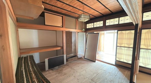 魚津市平伝寺、中古一戸建ての画像です