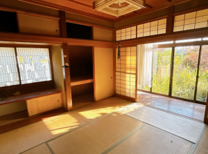 黒部市三日市、中古一戸建ての画像です