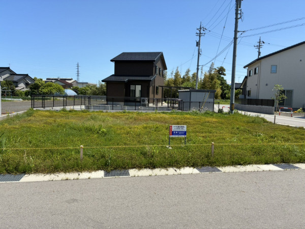 富山市米田町、土地の外観画像です